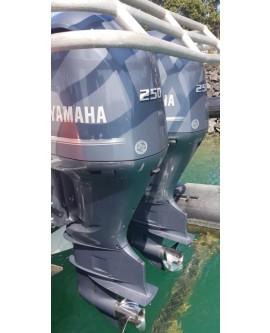 USED 2017 PAIR YAMAHA F250UCA 250HP OUTBOARDS MOTOR